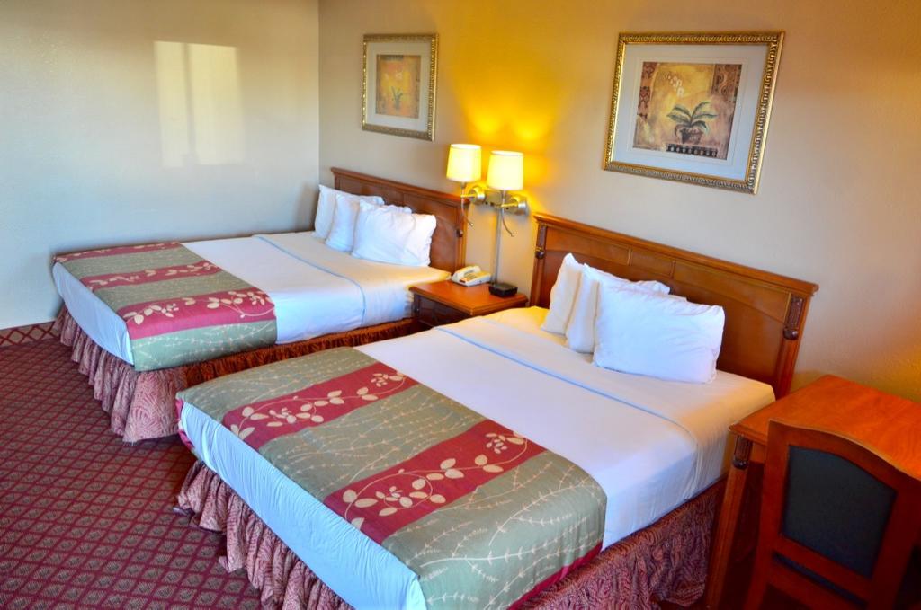 Americas Best Value Inn Crosstimbers Stephenville Kültér fotó