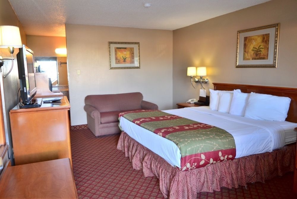 Americas Best Value Inn Crosstimbers Stephenville Kültér fotó